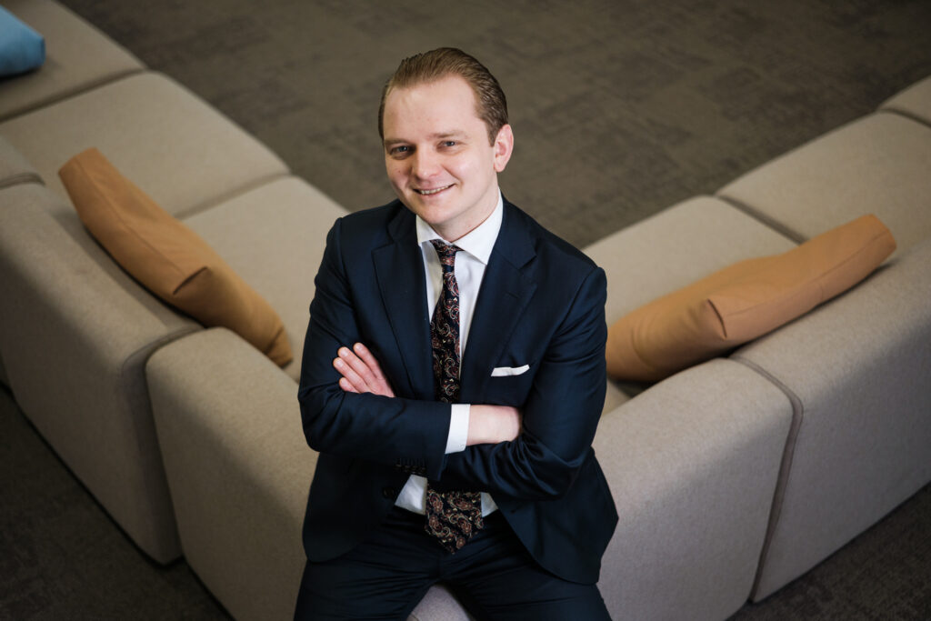 Axel Nurmio jatkaa Tekirissä vanhempana viestintäkonsulttina